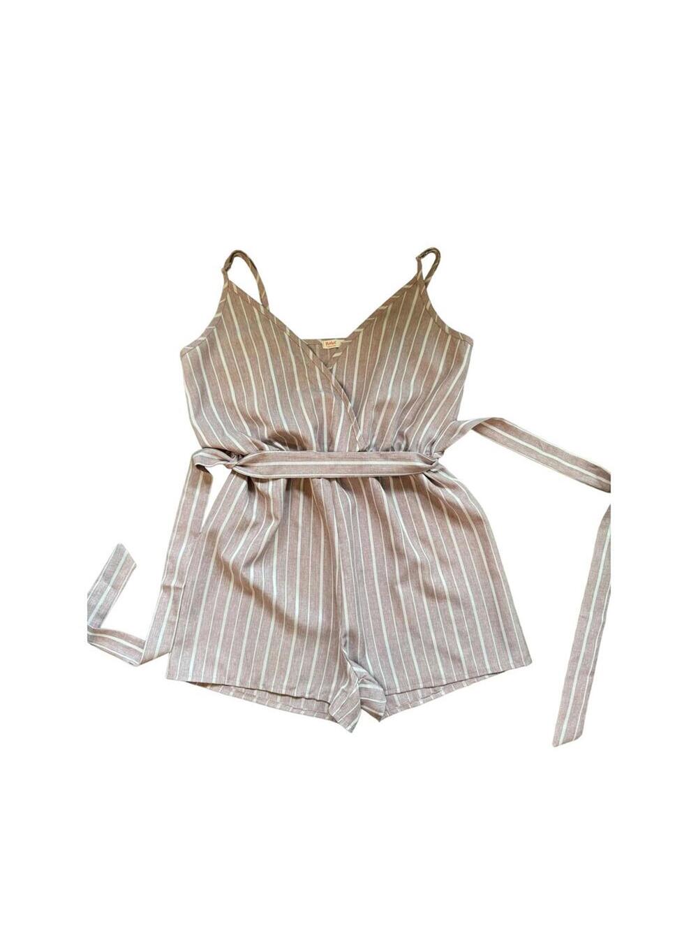 Romwe | Pink & White Romper | Size M - 6 | NWOT | 0977